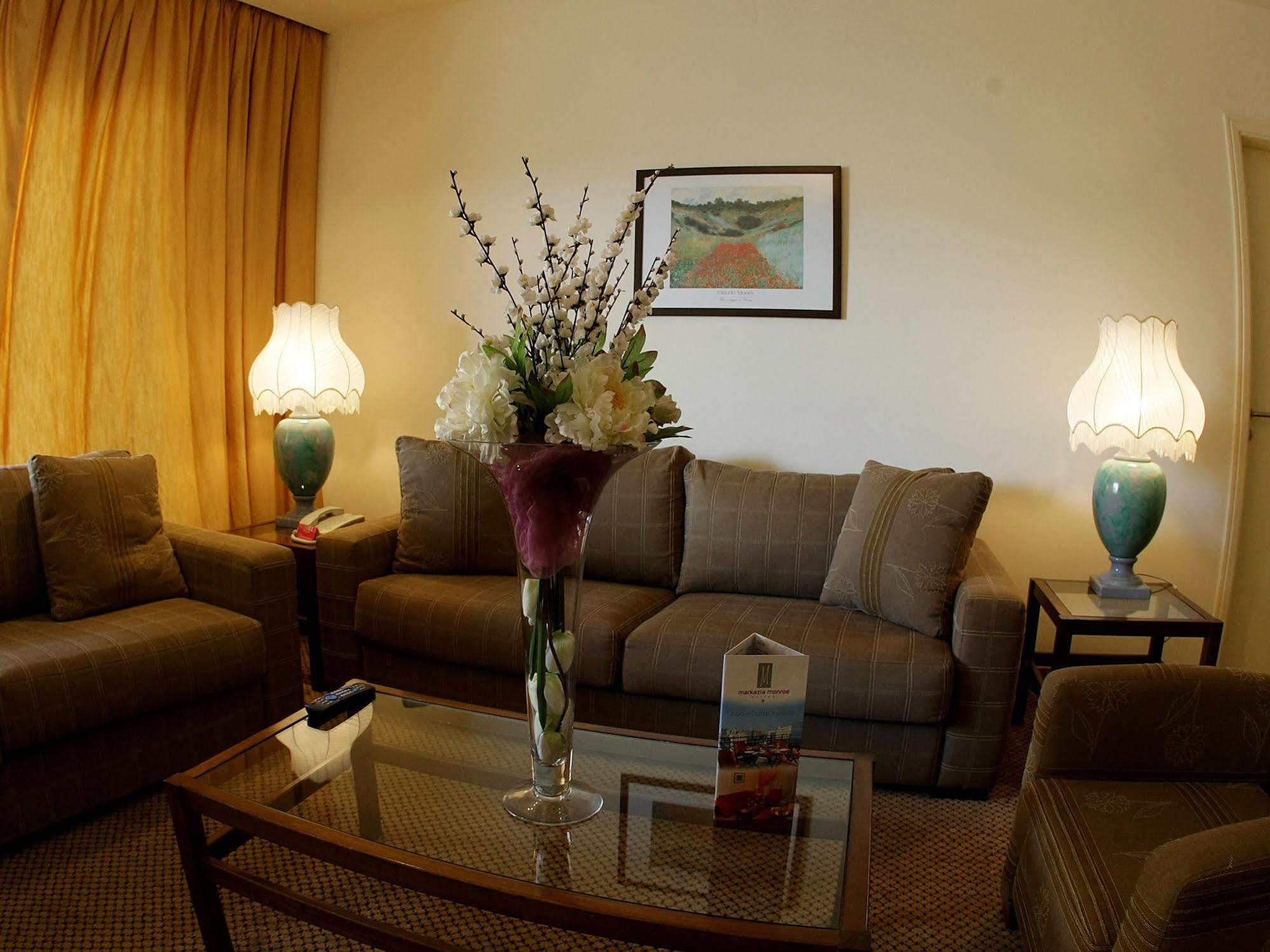 Markazia Suites Beirut Exterior photo