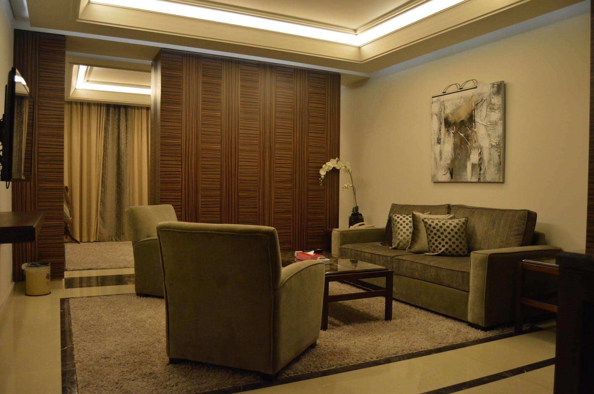 Markazia Suites Beirut Exterior photo
